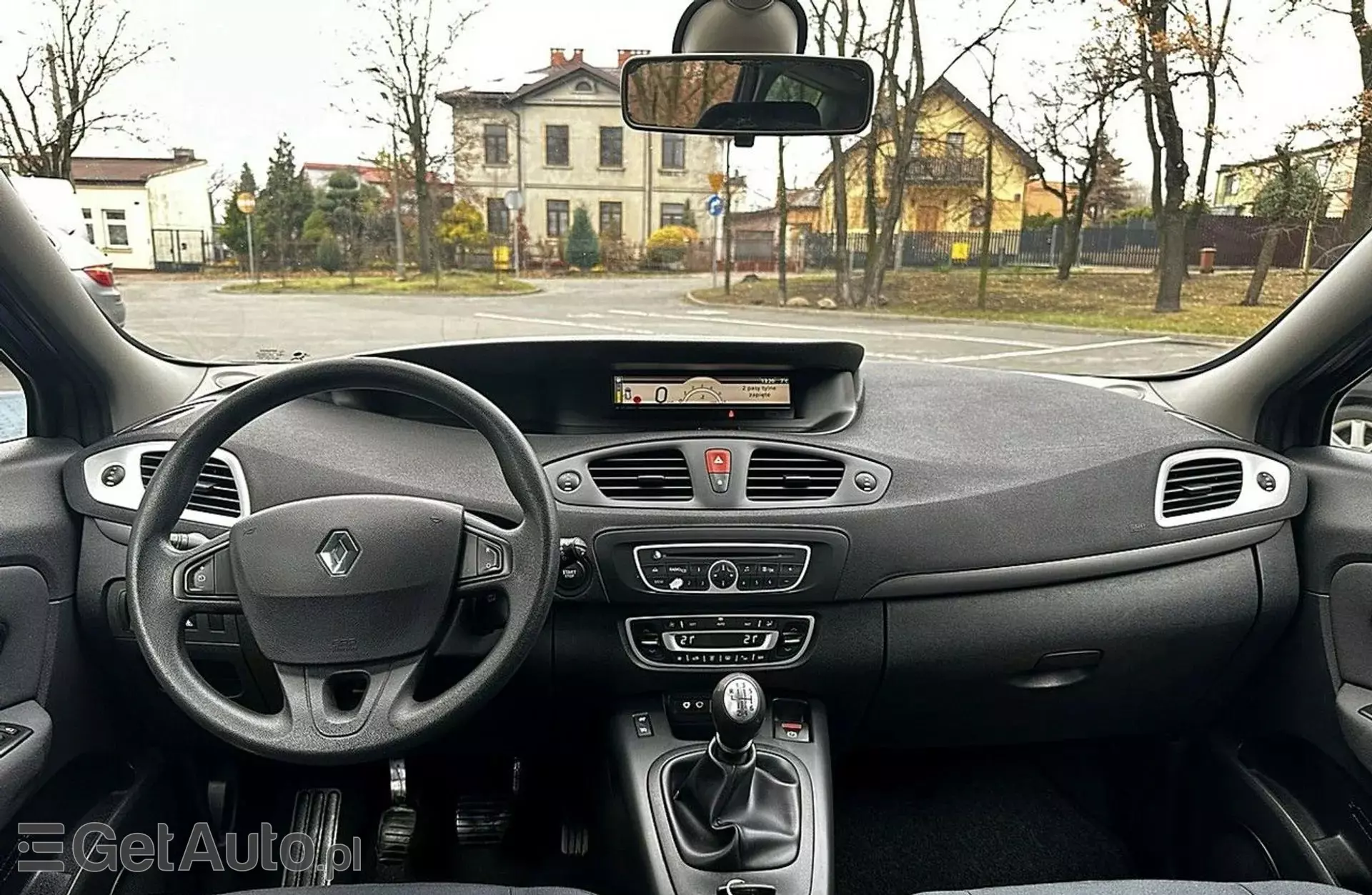 RENAULT Grand Scenic 