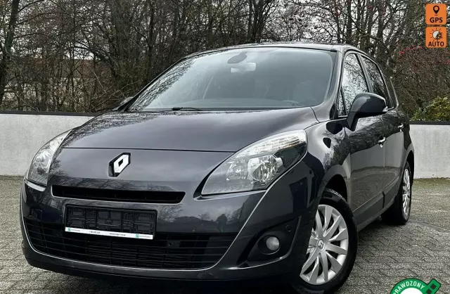 RENAULT Grand Scenic 