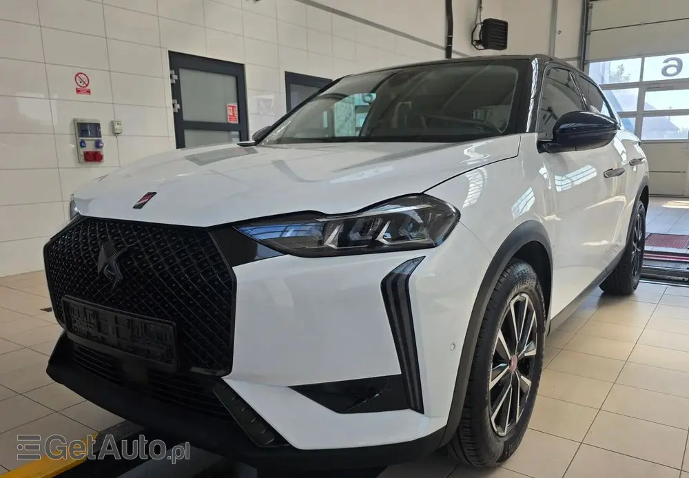 DS AUTOMOBILES DS 3 Crossback 1.2 PureTech Performance Line +
