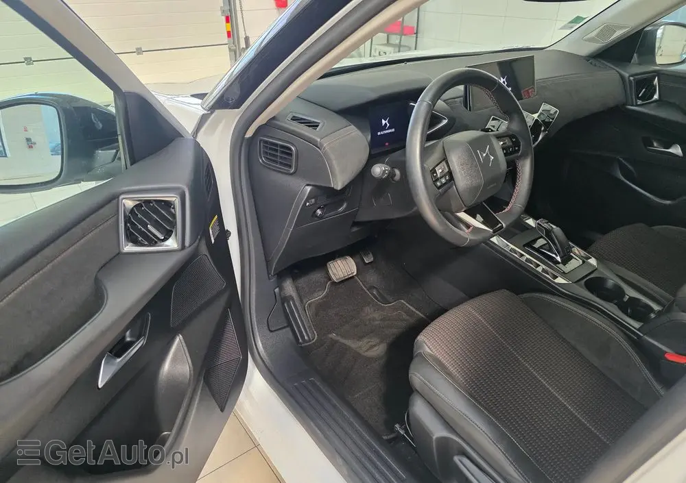 DS AUTOMOBILES DS 3 Crossback 1.2 PureTech Performance Line +
