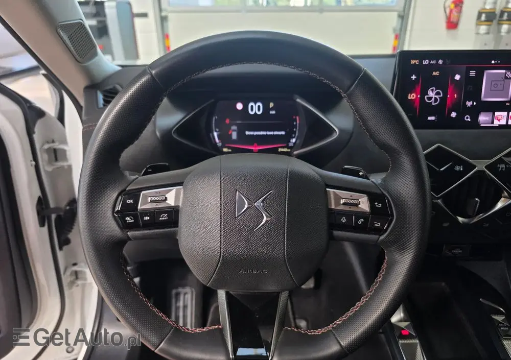 DS AUTOMOBILES DS 3 Crossback 1.2 PureTech Performance Line +