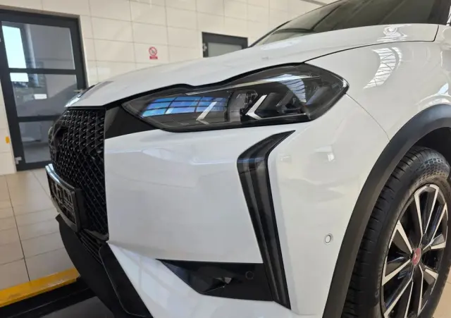 DS AUTOMOBILES DS 3 Crossback 1.2 PureTech Performance Line +