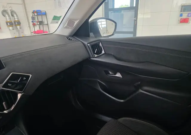 DS AUTOMOBILES DS 3 Crossback 1.2 PureTech Performance Line +