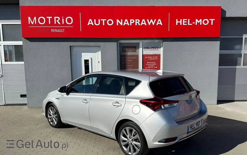 TOYOTA Auris Hybrid 135 Comfort