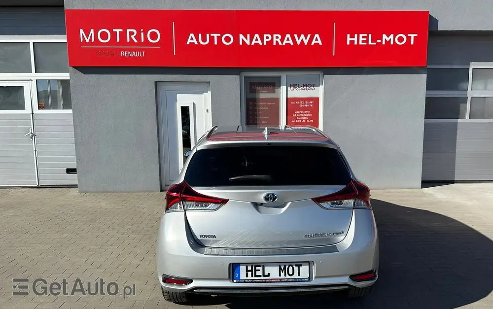 TOYOTA Auris Hybrid 135 Comfort