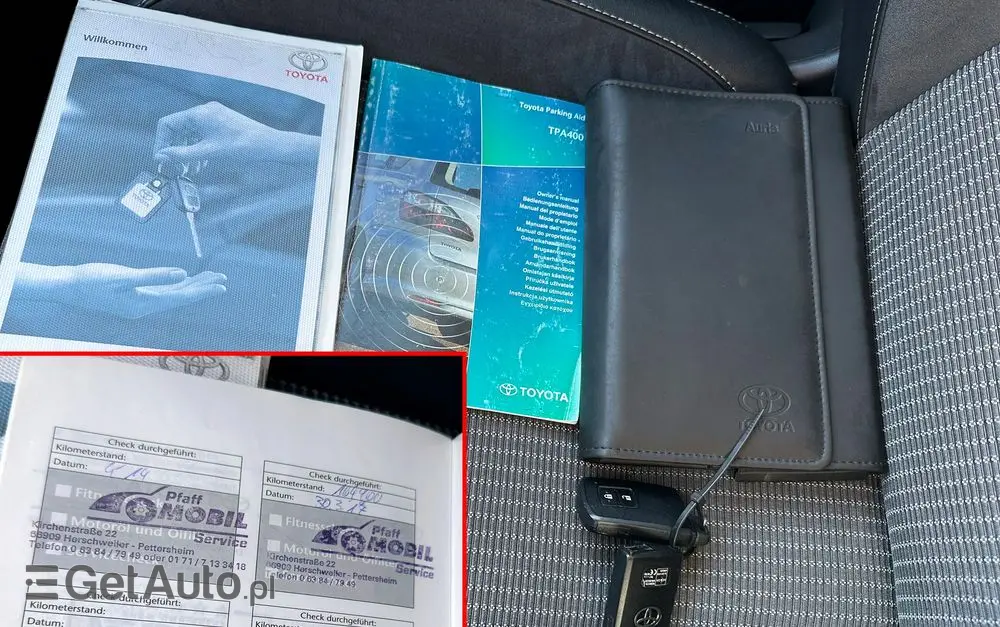 TOYOTA Auris Hybrid 135 Comfort