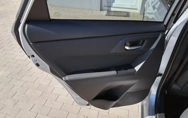 TOYOTA Auris Hybrid 135 Comfort