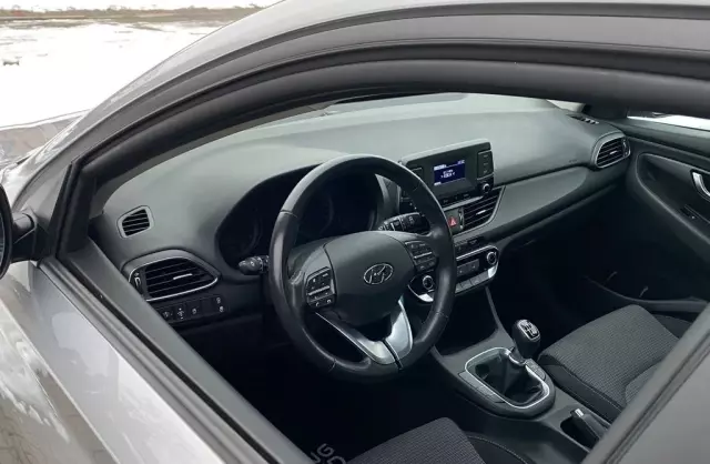 HYUNDAI I30 