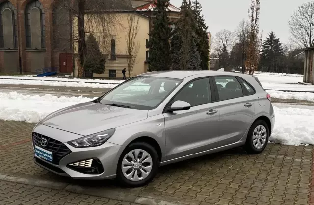 HYUNDAI I30 