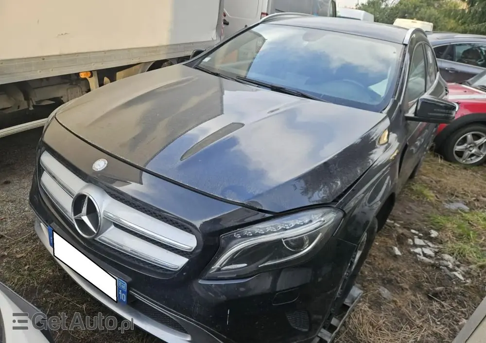 MERCEDES-BENZ GLA 220 CDI 4Matic 7G-DCT AMG Line