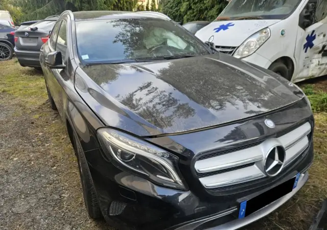 MERCEDES-BENZ GLA 220 CDI 4Matic 7G-DCT AMG Line