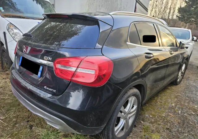 MERCEDES-BENZ GLA 220 CDI 4Matic 7G-DCT AMG Line
