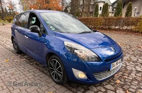 RENAULT Grand Scenic 