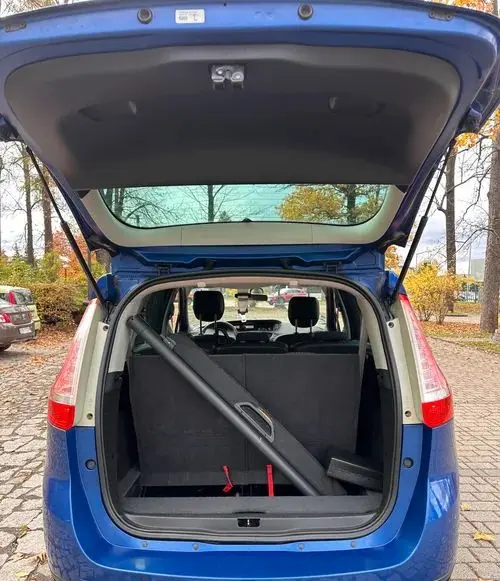 RENAULT Grand Scenic 