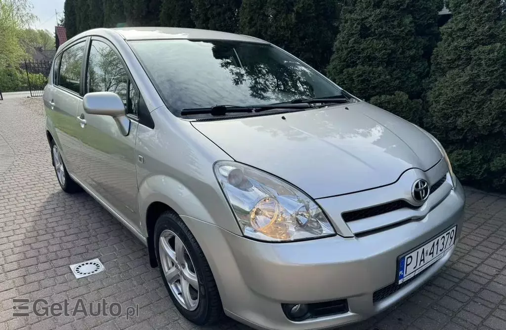 TOYOTA Corolla Verso 