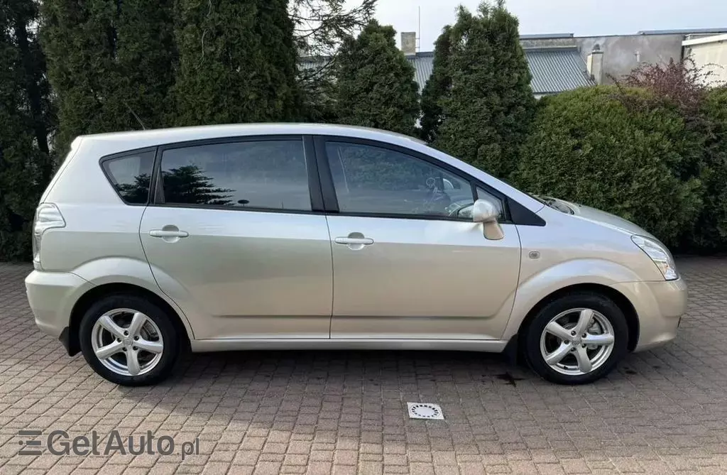 TOYOTA Corolla Verso 