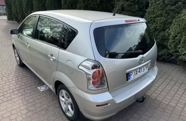 TOYOTA Corolla Verso 