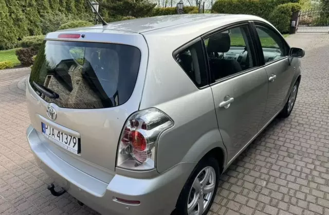 TOYOTA Corolla Verso 