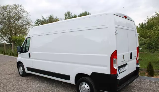 PEUGEOT Boxer 