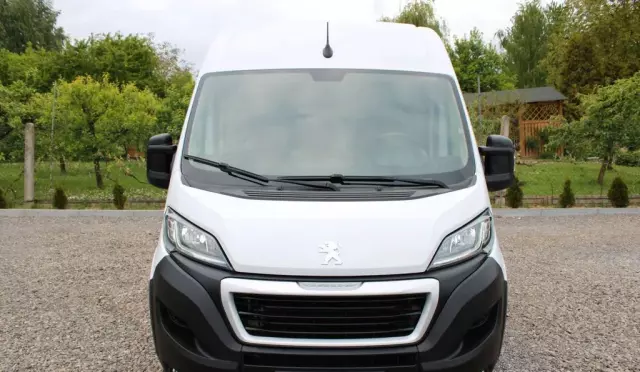 PEUGEOT Boxer 
