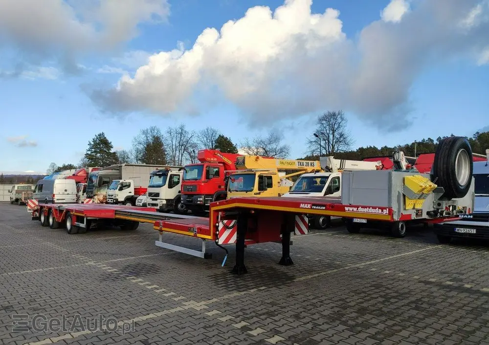 MAX TRAILER 3-Osie Oś skrętna Oś Podnoszona Nooteboom 