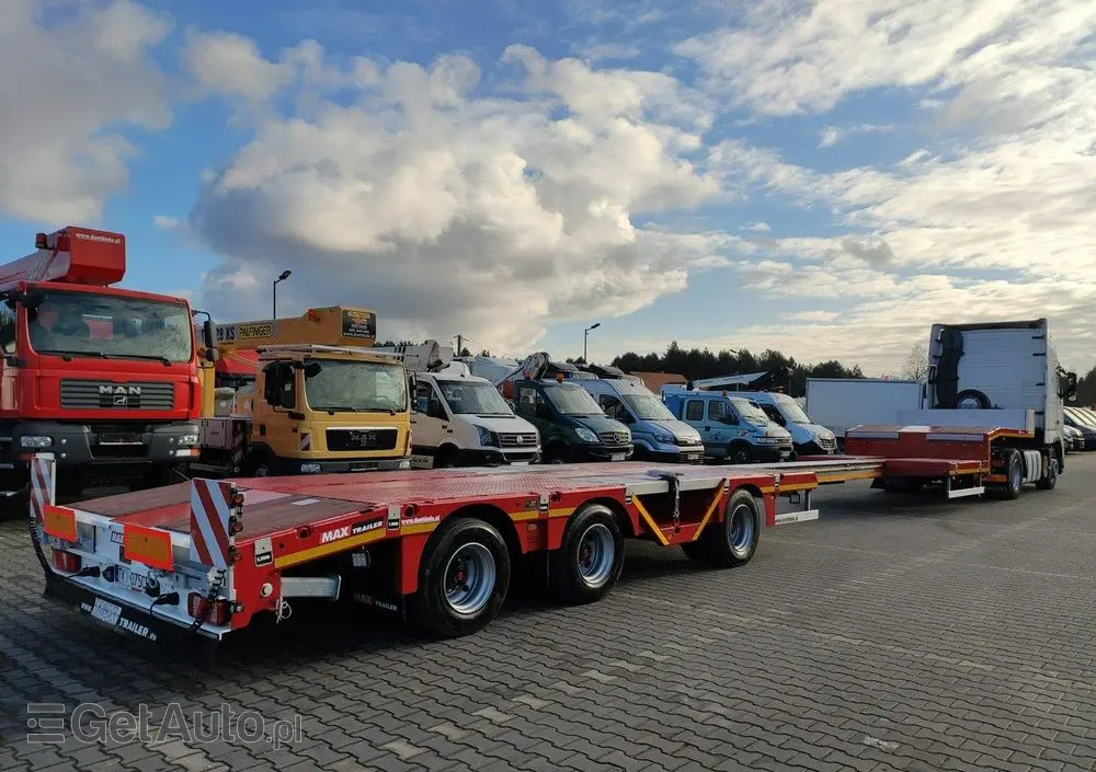 MAX TRAILER 3-Osie Oś skrętna Oś Podnoszona Nooteboom 