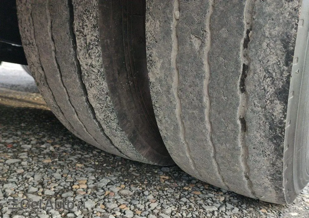 MAX TRAILER 3-Osie Oś skrętna Oś Podnoszona Nooteboom 