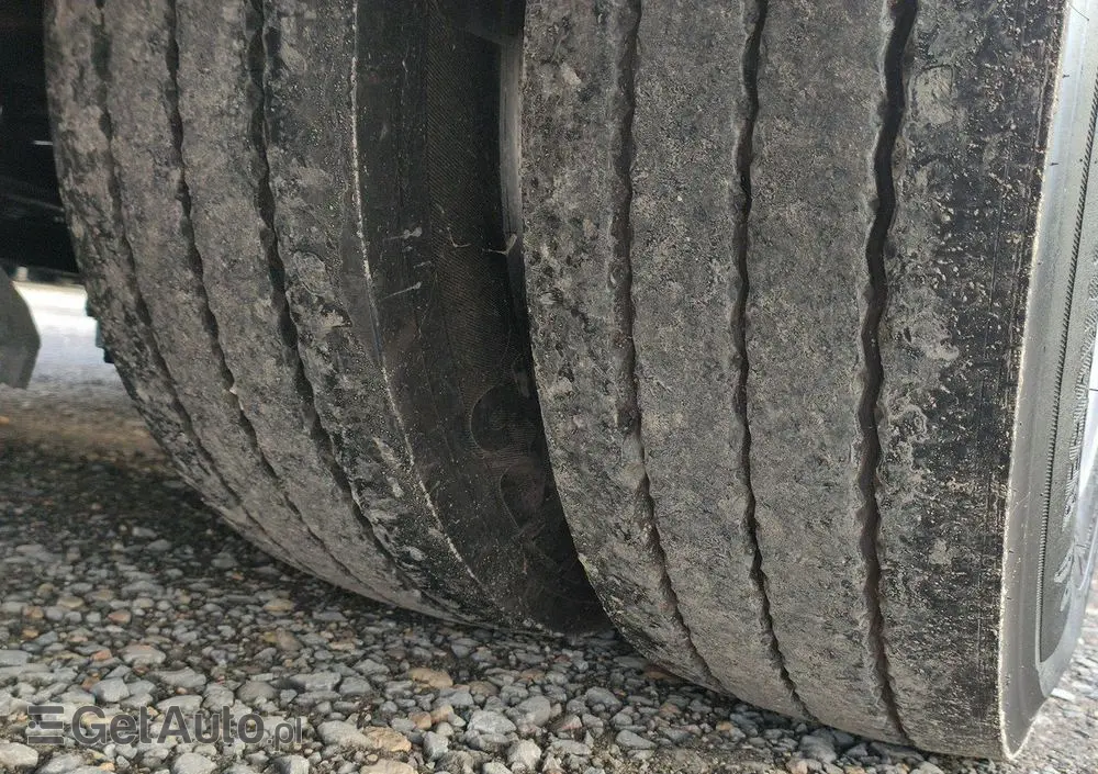 MAX TRAILER 3-Osie Oś skrętna Oś Podnoszona Nooteboom 