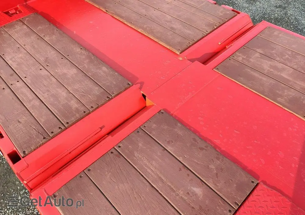 MAX TRAILER 3-Osie Oś skrętna Oś Podnoszona Nooteboom 