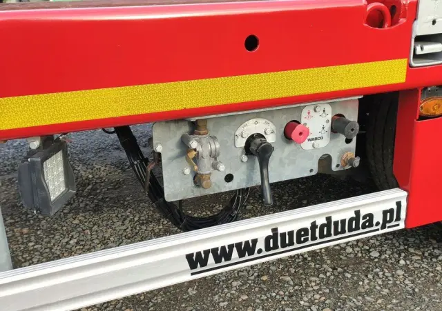 MAX TRAILER 3-Osie Oś skrętna Oś Podnoszona Nooteboom 