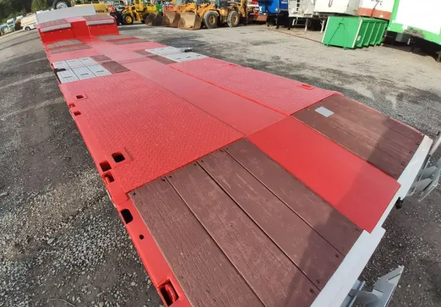 MAX TRAILER 3-Osie Oś skrętna Oś Podnoszona Nooteboom 