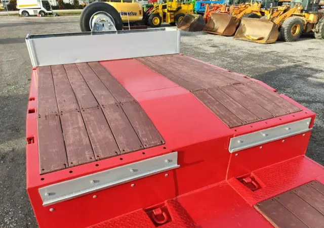 MAX TRAILER 3-Osie Oś skrętna Oś Podnoszona Nooteboom 