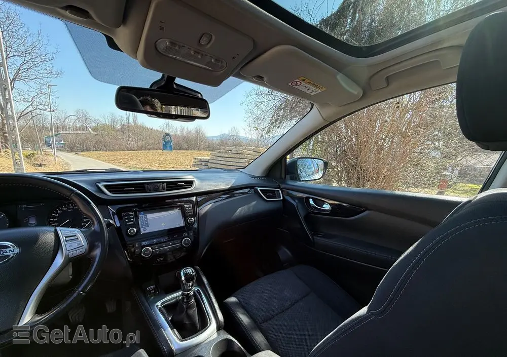 NISSAN Qashqai 1.6 DCi 4x4 Tekna