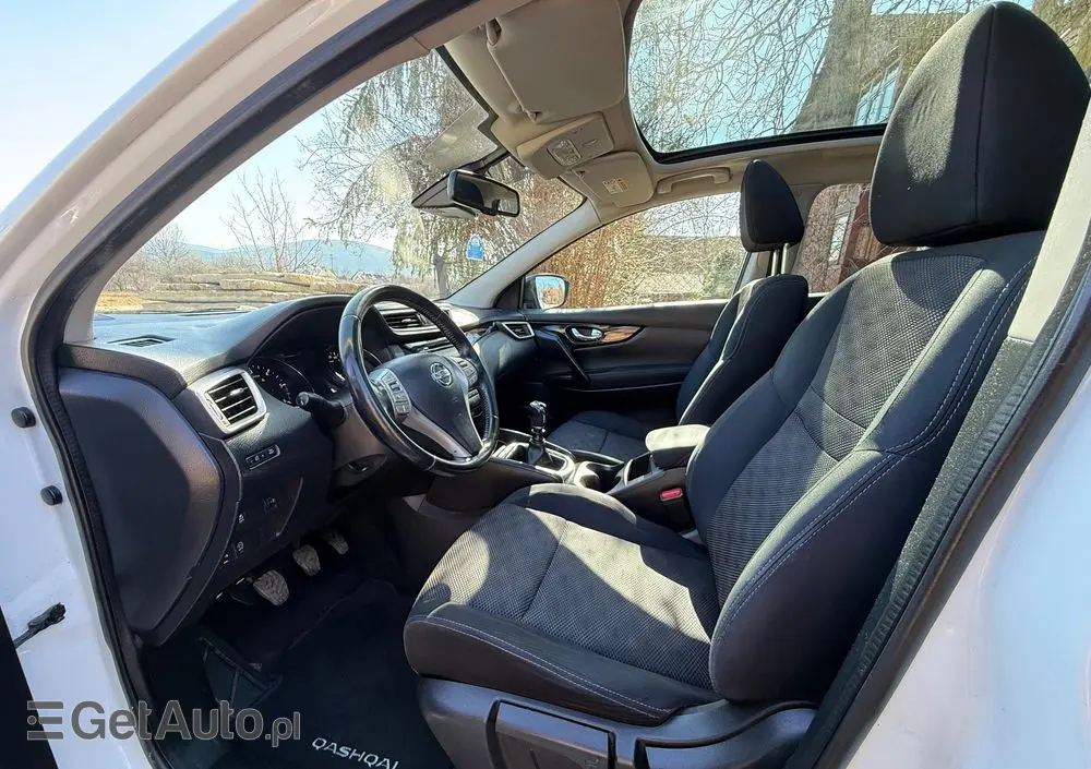 NISSAN Qashqai 1.6 DCi 4x4 Tekna