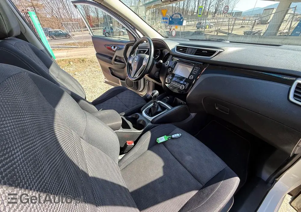 NISSAN Qashqai 1.6 DCi 4x4 Tekna