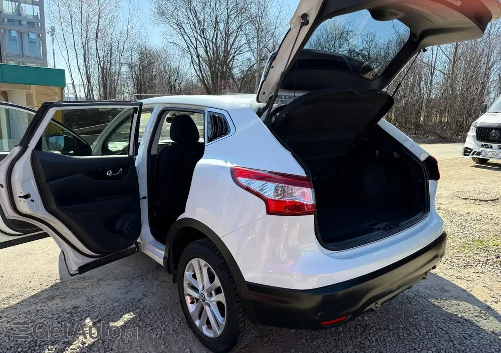 NISSAN Qashqai 1.6 DCi 4x4 Tekna