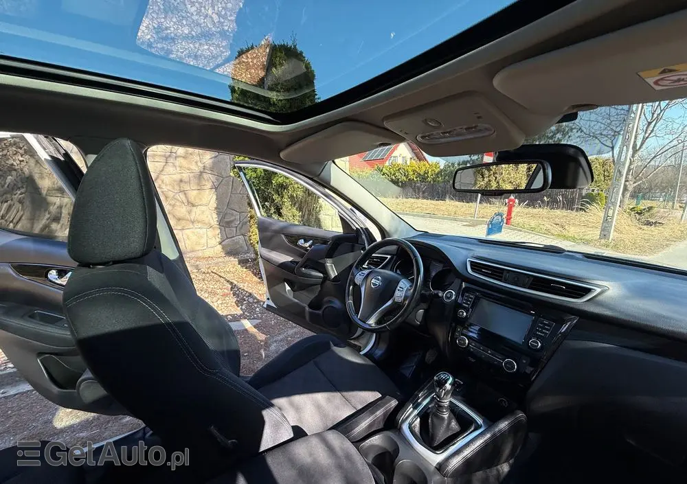 NISSAN Qashqai 1.6 DCi 4x4 Tekna