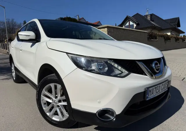 NISSAN Qashqai 1.6 DCi 4x4 Tekna
