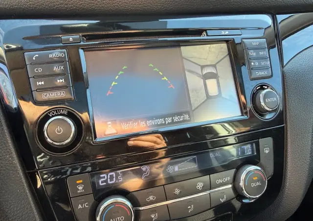 NISSAN Qashqai 1.6 DCi 4x4 Tekna