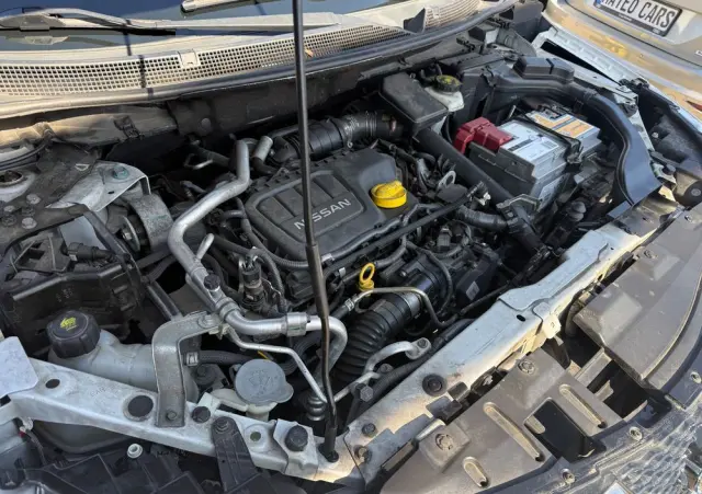 NISSAN Qashqai 1.6 DCi 4x4 Tekna