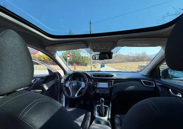 NISSAN Qashqai 1.6 DCi 4x4 Tekna