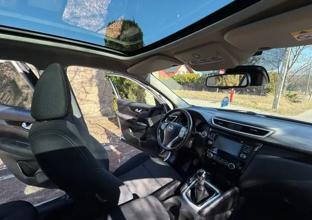 NISSAN Qashqai 1.6 DCi 4x4 Tekna