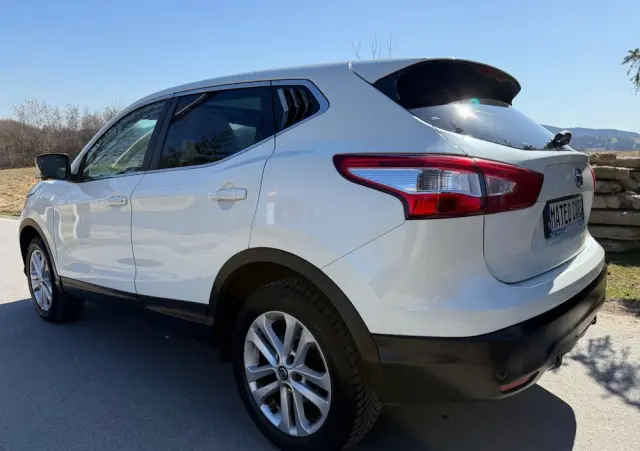 NISSAN Qashqai 1.6 DCi 4x4 Tekna