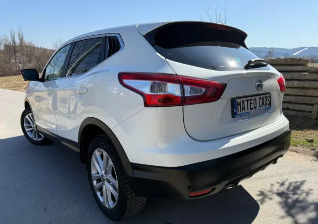 NISSAN Qashqai 1.6 DCi 4x4 Tekna