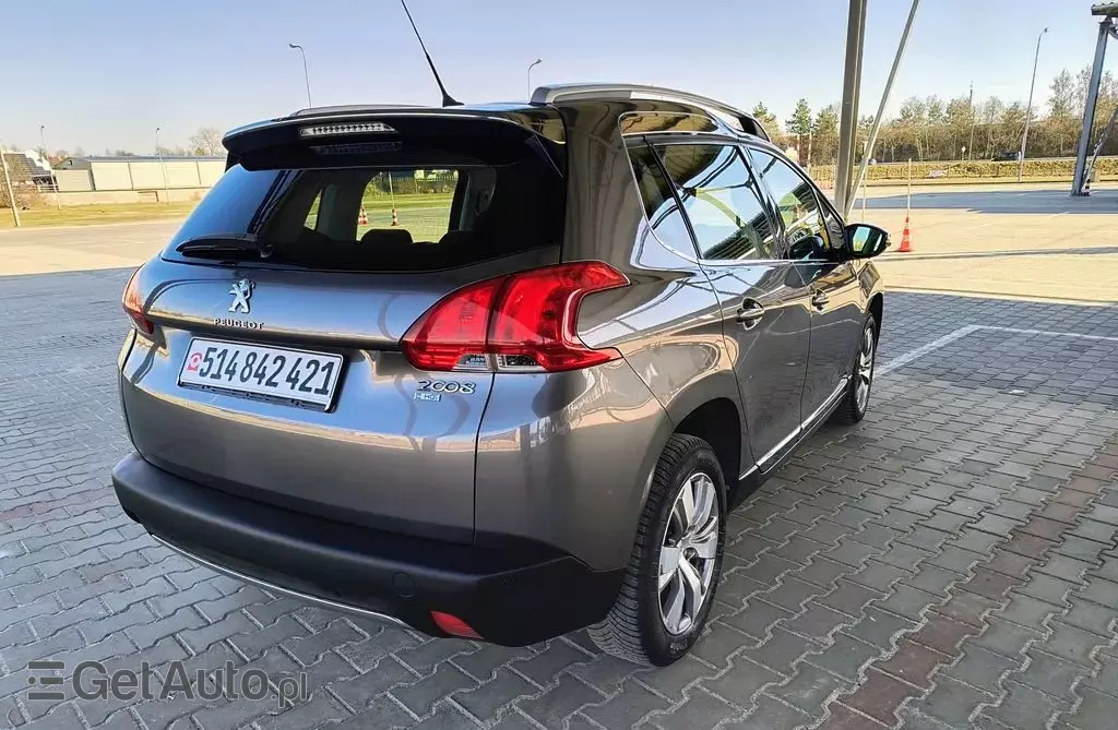 PEUGEOT 2008 