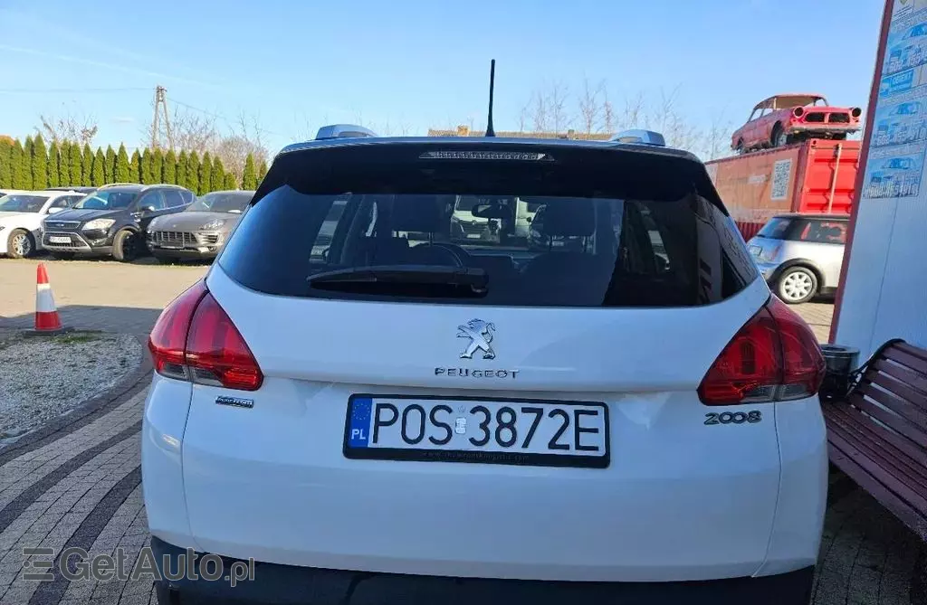 PEUGEOT 2008 