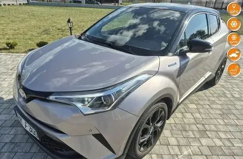 TOYOTA C-HR 
