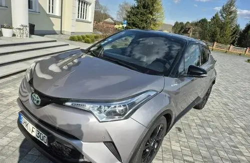 TOYOTA C-HR 