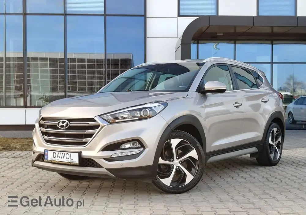 HYUNDAI Tucson 