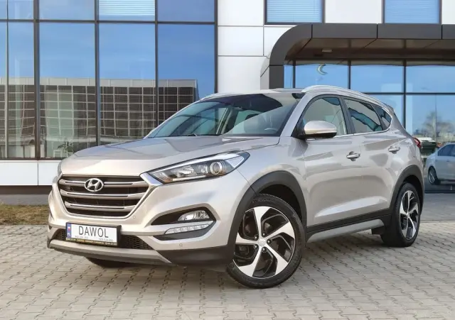 HYUNDAI Tucson 